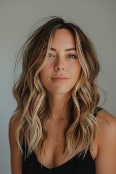 21 Honey Balayage Highlight Ideas to Brighten Your Look Preteen Hair Color Highlights, Dimensional Lived In Blonde, Mid Length Blonde Balayage, Honey Bronde Balayage Brunettes, Caramel Balayage With Money Piece, Honey Brunette Balayage, Mini Highlights, Honey Caramel Highlights, Blonde Hair For Brunettes