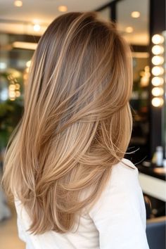 Best Hair Color For Blue Eyes And Tan Skin, Medium Length Hair With Long Layers And Face Framing Pieces, Soft Brunette Balayage Natural, Warm Sandy Blonde Hair, Blonde With Melted Roots, Natural Highlights For Dark Blonde Hair, Rose Huntington Whiteley Hair, Light Caramel Hair Color, Dirty Blonde Straight Hair