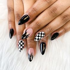 Black Flame Nails, Flame Nail Designs, White Flames, Flame Nails, Black And White Nail, Flame Nail Art, Black And White Nail Art