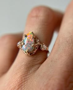 Bohemian Wedding Ceremony, Acotar Feyre, Raw Opal Ring, Nature Inspired Engagement Ring, Black Opal Ring, Gold Girl, Opal Ring Gold, Jewellery Necklaces, Engagement Rings Opal