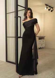 Mafia Gril, Dresses Elegant Classy, Dress Classy Elegant, Mafia Dress, Slim Long Dress, Dresses Formal Elegant, Sleeveless Long Dress, Gala Dresses