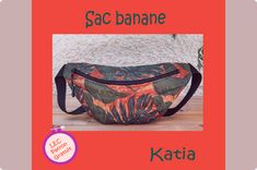 an image of a bag with the words sac banane written in front of it