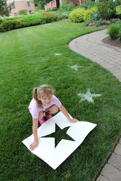 This is flour! What a cool idea for a party! by mollie Coast Guard Party Ideas, Lawn Stars, Bored Kids, Halloween Fest, July Party, Summer School, Coast Guard