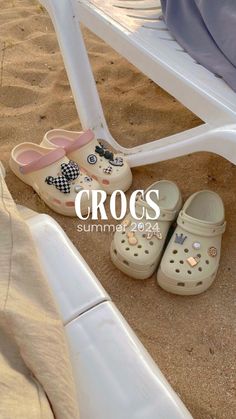 Crocs Womens Classic Platform Clog #outfit #summerinspo #summer2024 #crocs Women’s Crocs, Crocband Crocs Outfit, Crocs Platform Clogs Outfit, Platform Clog Outfit, Crocs Outfits Women, Platform Crocs Outfits, Platform Clogs Outfit