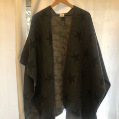 Never Worn. Great Condition.Warm Material Shrug Sweater, Star Designs, Shawl, Black And Grey, Sweaters For Women, Stars, Grey, Women Shopping, Black