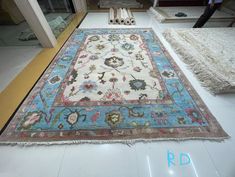 8x10 9x12 Oushak Rug style Beige Sky Blue Gray Hand-knotted Rug Turkish Rug 12x15 Oushak rug collection. Crafted with meticulous care, these exquisite rugs come in various sizes, including 8x10 and 9x12, to perfectly suit your living space. The blend of modern design and traditional Oushak craftsmanship results in stunning pieces that bring warmth and character to your home.Made from high-quality wool, these rugs offer not only luxurious softness underfoot but also durability that will withstand Beige Sky, Antique Oushak Rugs, Rug For Bedroom, Bedroom Guest, Exquisite Rugs, Antique Rug, Bedroom Rug, Rug Styles, Unique Colors