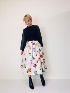 A pop midi-length skirt with an all-over print of colorful, retro bikes.
 The thick satin fabric means you don't have to worry about it being see-through, and the tucks at the waist create an elegant silhouette.

 One size Length: 74.5cm
 Waist: 68cm (elastic at back)

 ■ Country of Origin: China ■ Materials:
 Outer material: 100% polyester
 Lining: 100% polyester

 [Product Features]
 Transparency: None Lining: Yes Elasticity: None Shine: Yes Fabric thickness: Thick Retro Bike, Retro Bikes, Bike Print, Vision Street Wear, Power To The People, Midi Length Skirts, Knit Sweatshirt, Kendall + Kylie, Bottoms Pants