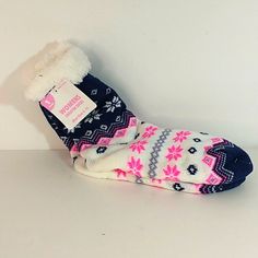 Women's Sweater Socks. Shoe Size 4-11. The Socks Are Very Soft And Warm. The Socks Have The Non - Skid Dots On The Bottom Of Them. The Socks Are Navy Blue, White, Pink And Gray Colored. Bundle And Save On Shipping, We Have A Large Variety Of Items. 51024 Super Soft Pink Socks For Indoor Use, Snug Pink Socks For Winter, Snug Pink Winter Socks, Pink Casual Socks For Winter, Pink Casual Winter Socks, Cozy Warm Pink Socks, Casual Pink Winter Socks, Casual Warm Pink Socks, Pink Socks For Winter Stocking Stuffers