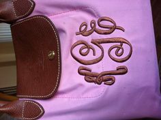 Monogrammed Long Champ, yes please Gucci Handbags, Long Champ, Longchamp Bag, Trendy Handbags, Longchamp Le Pliage Backpack, Hermes Handbags, Vinyl Crafts, Embroidery Ideas, Yes Please