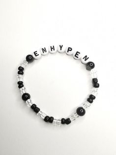 Enhypen Beaded Jewelry, Blackpink Beads Bracelet, Skz Inspired Bracelet, Kpop Jewelry Diy, Enhypen Beads Bracelet, Enhypen Inspired Bracelet, Handmade Black Kpop Beaded Bracelets, Handmade Black Beaded Kpop Bracelet