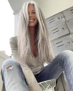 Annika von Holdt • Novelist #novelist Long Hair Older Women, Grey Hair And Glasses, Grey Hair Styles For Women, Grey White Hair, Gray Hair Highlights, Gorgeous Gray Hair