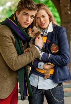 Rugby Ralph Lauren Fall 2012 by Arnaldo Anaya-Lucca Preppy Family, Prep Fashion, Preppy Mode, Style Anglais, Hunting Tools