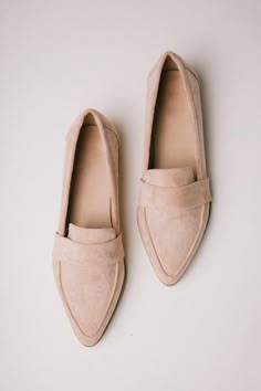 How To Have Style, Creative Clothes, Chic Shoes, Shoe Closet, Work Shoes, Style Board, Loafers For Women, Ballerinas, Cute Shoes