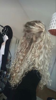 The Darkest Temptation, Darkest Temptation, Curly Hair Hairstyle, Hairstyle Curly, Naturally Curly Hair, 80s Hair, Hoco Hairstyles, Blonde Hair Inspiration