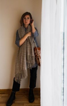 A Week of Real Outfits Featuring the Linen Tunic    #weekofoutfits #whatiworeinaweek #blundstoneboots Linen Tunic Outfit, Real Outfits, Week Of Outfits, Linen Outfits, Tunic Outfit, Cozy Fall Outfits, Sophisticated Outfits, Monochrome Outfit, Outfit Formulas