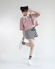 Pink Savior Clothes, Female Pose Reference, Foto Poses, Figure Poses, Cool Poses, Fashion Catalogue, Mood Board Fashion