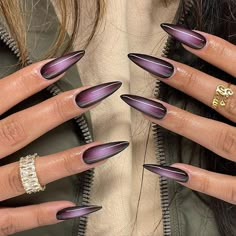 Nail Inspirations Almond Manicure, Nails Goth, Unghie Sfumate, Aura Nails, Witch Nails, Black Acrylic Nails, Makijaż Smokey Eye