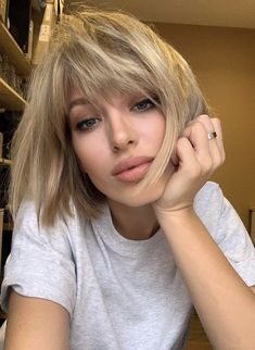 Medium Length Blonde Hairstyles, Medium Length Blonde Hair, Swept Back Hair, Medium Length Blonde, Strawberry Blonde Hair Color, Neutral Blonde, New Hair Do, Hairstyles 2024, Bob Hairstyles With Bangs