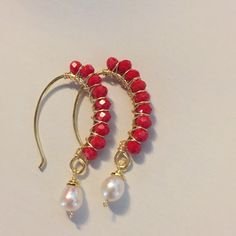 Handmade Red Crystal Pearl Gold Plated Earrings Fabric Earrings Handmade, Beaded Christmas Earrings, Aretes Diy, Earrings Handmade Tutorial, Hoop Earrings Diy, Sequin Jewelry, Pearl Earrings Handmade, Handmade Hoop Earrings, Wire Jewelry Tutorial