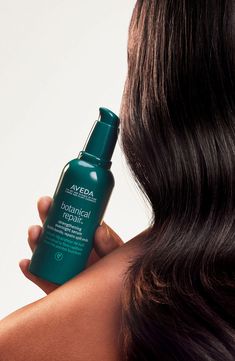 What it is: A botanical bond-building, three-layer repair serum that will nourish, soften and smooth strands to recover the essentials lost by daily assaults Who it's for: All hair types.What it does: This plant-powered hair serum features a formula designed to create new bonds by the thousands, strengthen hairs cortex, prevent and protect strands from damage and reduce the appearance of split ends. Featuring Aveda's pure-fume aroma, this serum won't only have your strands looking their healthie Hair Serum Photography, Hair Spa At Home, Yoga Eye Pillow, Shoot Moodboard, Overnight Hair, Forest Essentials, Split End, Aveda Hair, Overnight Hairstyles