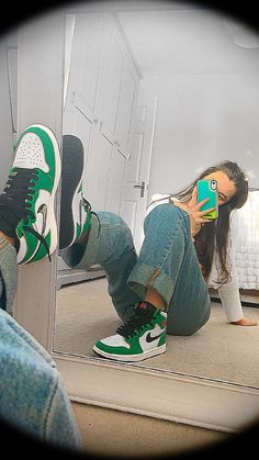 Jordan 1 Lucky Green Outfit, Lucky Green Jordan 1 Outfit, Green Jordan 1 Outfit, Lucky Green Outfit, All White Jordan 1, Lucky Green Jordan 1, White Jordan 1, Black White Jordans, Jordan Fits