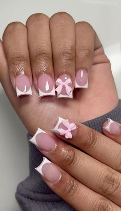 Nail Inspo 13-14, Short Square Acrylic Nails French Tips With Bow, French Tip Nails Shorts, Pink French Tip Nails With Bow, Short Nails With Bow, Birthday Nails 13, Cute Short Acrylic Nails For School, Bow Nails Short, 13 Birthday Nails