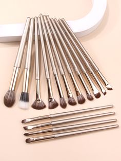 15 PCS Luxury HIGH-END professional  base brushes for Vegan Natural Soft hair beauty kit makeup Golden Makeup, Make Up Gold, Nose Contouring, Makeup Brush Set Professional, Eye Makeup Brushes, Professional Makeup Brushes, Beauty Kit, Eyeliner Brush, Soft Bristle Brush