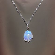 High Quality Genuine Rainbow Moonstone Pendant Necklace! 925 Stamped Sterling Silver Rolo Chain. Gemstone Approximate Size: 2cm. Makes A Great Gift! Moonstone Is Highly Sough After. Some Say That Moonstone Holds The Power Of Mystery. Only Within Its Reflected Light Can We Begin To Understand What It Has To Teach Us. Some Say That It’s A Good Gem To Carry While Traveling. Moonstone Is Foremost A Talisman Of The Inward Journey, Taking One Deep Into The Self To Retrieve What Is Missing, The Parts O Reflected Light, Moonstone Pendant Necklace, Evil Eye Necklace Gold, Wooden Bead Necklaces, Gold Topaz, Rainbow Moonstone Pendant, Rhinestone Fashion, Moonstone Beads, Jewelry Fashion Trends