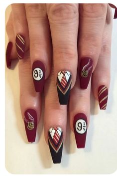 Harry Potter House Nails, Harry Potter Gryffindor Nails, Harry Potter Christmas Nails, Harry Potter Nails Slytherin