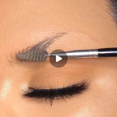 No Tail Eyebrows, Eyebrow Tutorial No Eyebrows, Eyebrow Arch Shape Black Women, Arched Eyebrows Tutorial, Brow Powder Tutorial, Eyebrow Powder Tutorial, Eyebrow Hacks Shape Perfect Brows, How To Do My Eyebrows, Shaved Eyebrows Makeup