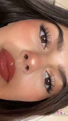 Make Up Ideas For Prom Natural Looks, Cute Makeup Looks For Brown Eyes, Brown Outfit Makeup Look, Cute Light Makeup Looks, Make Up Facil, Makeup Ideas Brown Skin, Makeup Inspo Brown Eyes, Makeup Ideas School, Brown Hair Brown Eyes Makeup