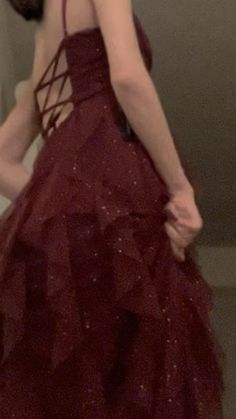 #prom , burgandy prom dress , junior prom , red prom dress , dark red , red , wine red , wlw prom , red dress , prom poses , prom 2024 aesthetic #prom, burgandy prom dress, junior prom, red prom dress, dark red, red, wine red, wlw prom, red dress #prom, #burgandypromdress, #juniorprom, #redpromdress, #darkred, #red, #winered, #wlwprom, #reddress Dark Red Prom Dress Aesthetic, Red Wine Prom Dress, Cherry Red Prom Dress, Red Aesthetic Dress, Dark Red Prom Dress Long, Wlw Prom, Prom Dress Dark Red, Dark Red Prom Dresses, Deep Red Prom Dress