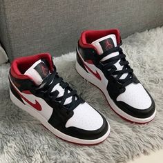 This Pair Is Brand New With Box! Shipped Within 2-3 Working Days After Purchase Women's Size Shoes If You Have Any Questions About Sizing, Please Feel Free To Message Me! Air Jordan 1 Red And Black Shiny, Jordan 1 Mid All Star, Jordan 1 Sneakers Women, Luxury Red Air Jordan 4 Sporty Style, Low Top Retro Jordans, Red High Air Jordans, Air Jordan 1 Top 3, Air Jordan 4 Retro Fire Red, Jordan 1 Magenta