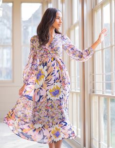 Feel fantastic in Seraphine's Boho Floral Maternity & Nursing Midi Dress - it's a versatile style perfect for special occasions & easy weekend wear. Feminine Multicolor Maxi Dress For Brunch, Elegant Multicolor Maxi Dress For Daywear, Fitted Multicolor Maternity Dress, Elegant Maternity Dress With Floral Print, Multicolor Maternity Dresses For Spring, Prego Pics, Floral Dress Outfits, Shower Dress, Bridal Shower Dress