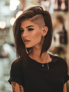 Long Bob With Shaved Side, Medium Length Edgy Hairstyles, Edgy Long Bob Haircuts, Undercuts For Women Medium Length, Bob Undercut Hairstyles For Women, Side Shaved Hairstyles Medium, Hidden Undercut, One Side Shaved Hairstyles, Longer Layers