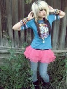 ambrehhh is dead Ambrehhh Is Dead, Amber Katelyn Beale, Scene Kid Outfits, Scene Emo Fashion, 2000s Scene Kids, Pretty Scene, Androgynous Outfits, Scene Queen, Emo Scene Hair