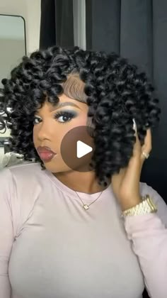 Curly Crochet Hair Styles Jamaican Bounce, Jumpy Wand Curl Crochet Styles, Zury Crochet Hair, Crocheted Hairstyles For Black Women, Sza Hairstyles Curly, Big Curly Crochet Hairstyles, Loose Hair Crochet Styles, Pre Looped Crochet Hairstyles, Wand Curl Crochet Hairstyles