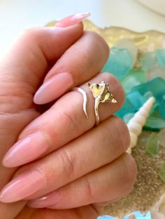 Sterling Silver Adjustable Stingray Ring. Stingray Jewelry, Fish Jewelry, Ocean Jewelry, Manta Ray Jewelry, Waterproof Jewelry - Etsy Jewelry Ocean, Surf Jewelry, Beachy Jewelry, Lover Jewelry, Fish Jewelry, Preppy Jewelry, Jewelry Beach, Ocean Jewelry, Manta Ray