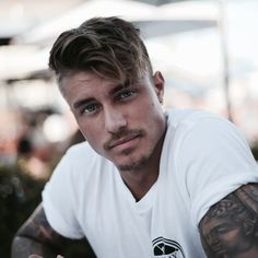 Short Sides Long Top, Man With Tattoos, Goatee Styles, Goatee Beard, Mens Facial, Men's Facial Hair, Mens Facial Hair Styles, Top Hairstyles