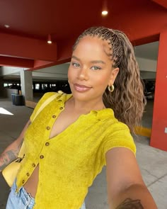 Curly Braids For Black Women, December Hairstyles, Micro Braids Styles, Alissa Ashley, Braiding Ideas, Small Knotless, Cute Box Braids, Protective Hair