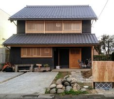 Asian Style House, Japanese Exterior, Japanese House Design, Modern Japanese Interior, Muji Home, Japanese Buildings, Japanese Home Design, Japanese Style House, Traditional Japanese House