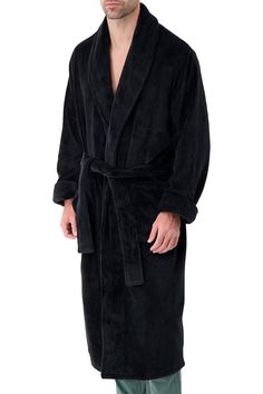 Heat Holders® Men's Spa Robe is a luxurious way to stay warm at home. We designed this robe using our super soft HeatWeaver® fabric which is perfect whether snuggling up by the fire, just stepping out of the shower or even working from your home office! Heat Holders® Men's Spa Robe has you covered in super warm super soft style! Our robe will comfortably fit any man up to 6'5" easily. We offer cuffs to be rolled up or down, two levels of belt loops and ample length to fit most all body types. Pl Black Winter Loungewear Robe, Winter Black Robe For Loungewear, Black Long Sleeve Robe For Loungewear, Black Relaxed Fit Sleepwear For Winter, Men Spa, Mens Loungewear, Man Up, The Shower, Stepping Out