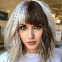 Edgy Hairstyles For Medium Hair, Oc Hair, Color Block Hair, Edgy Hairstyles, Half And Half Hair, Hair Doo, Two Toned Hair, Split Dyed Hair, Edgy Haircuts