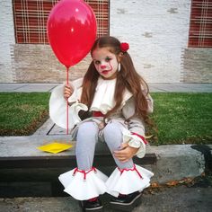 Creepy Doll Halloween Costume, Ideas Para Cumpleaños, Pennywise Costume, Creepy Doll Halloween, Doll Halloween Costume, Doll Halloween, Hair Kids, Treat Ideas, Trunk Or Treat