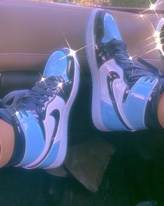 Jordan Patent, Jordan 1 Aesthetic, Jordan 1 Retro High Unc Patent, Jordan Aesthetic, Jordan Shoes Wallpaper, Jordans Aesthetic, Sneakers Wallpaper, Blue Chill