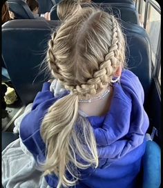 French Braid Hair Styles, Hairstyles Hair Up, Lake Hairstyles, Track Hair, Cute Summer Hair, Camp Hair