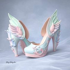 Fairy Wings Outfit, Shoes With Wings, Fairy Shoe, Angel Shoes, Armani Store, Wings Shoes