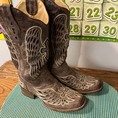 Womens Corral Boots Beautiful Condition!! Womens Size 8.5. Very Nice Comfortable Boots! Please Email Me With Any Questions! Thank You Corral Boots, Comfortable Boots, Shoes Heels Boots, Shoes Women Heels, Heeled Boots, Womens Boots, Shoes Heels, Conditioner, Womens Sizes