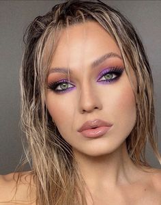 Purple Makeup Looks, Statement Makeup, Makeup Cute, Photography Selfie, Eye Makeup Pictures, Purple Makeup