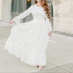 Beautiful For Engagement Photos! Ended Up Going With A Different Option. Size 2xl. Nwt, Tried On Once. Purchased For $130 From Dainty Jewel’s Boutique. Lds Temple Dress, Temple Dresses, Silky Maxi Dress, Sweetheart Bridesmaids Dresses, Temple Dress, Color Block Maxi Dress, Bridesmaid Dress Styles, Prom Dresses Modest, Sequin Maxi Dress